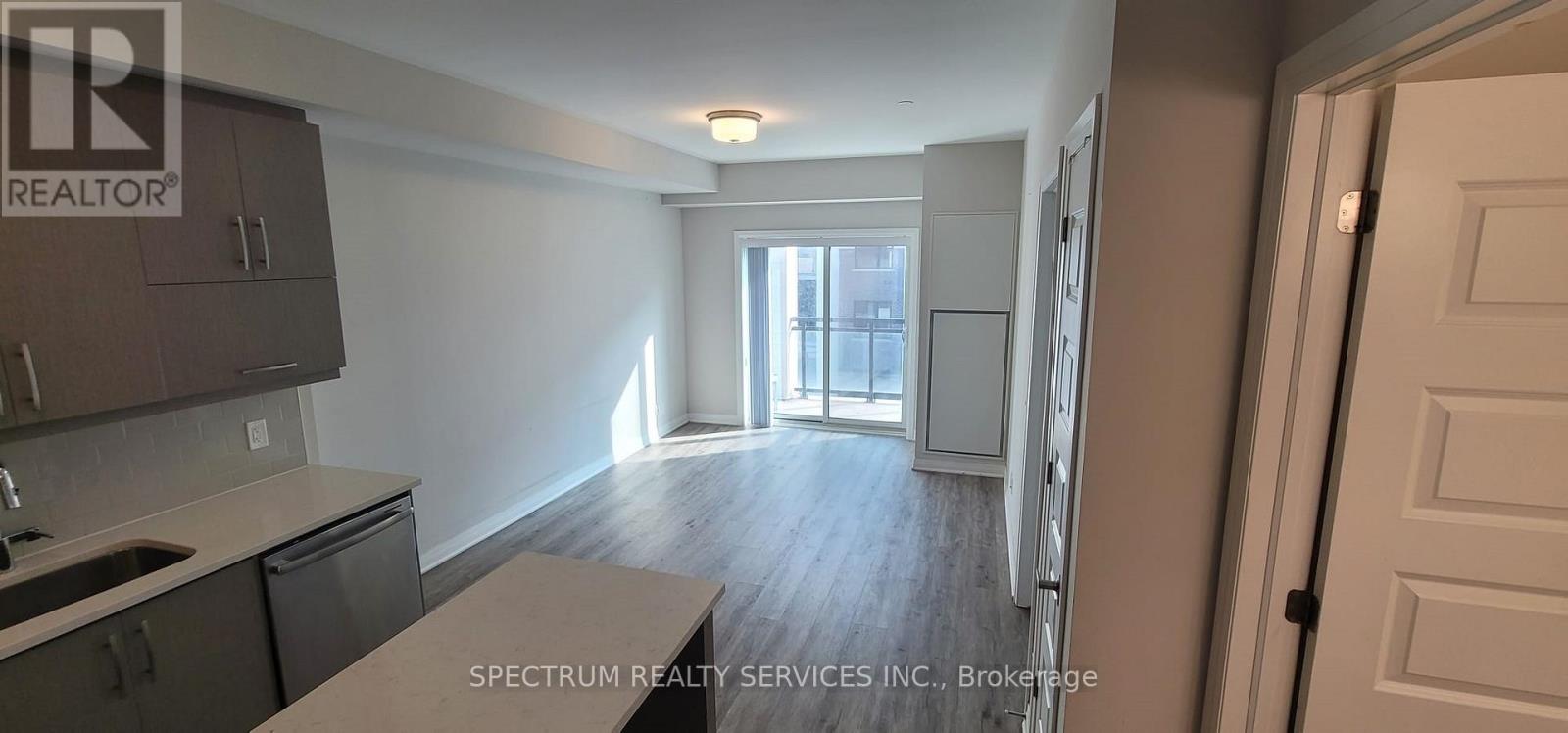 423 - 128 Grove Common, Oakville, Ontario  L6H 0X3 - Photo 6 - W13047970