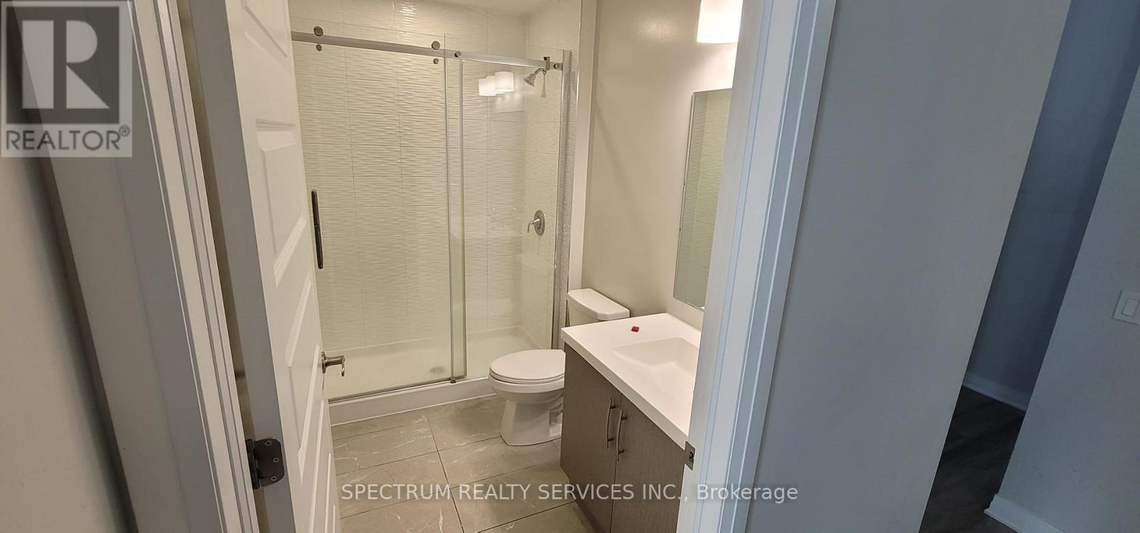 423 - 128 Grove Common, Oakville, Ontario  L6H 0X3 - Photo 7 - W13047970
