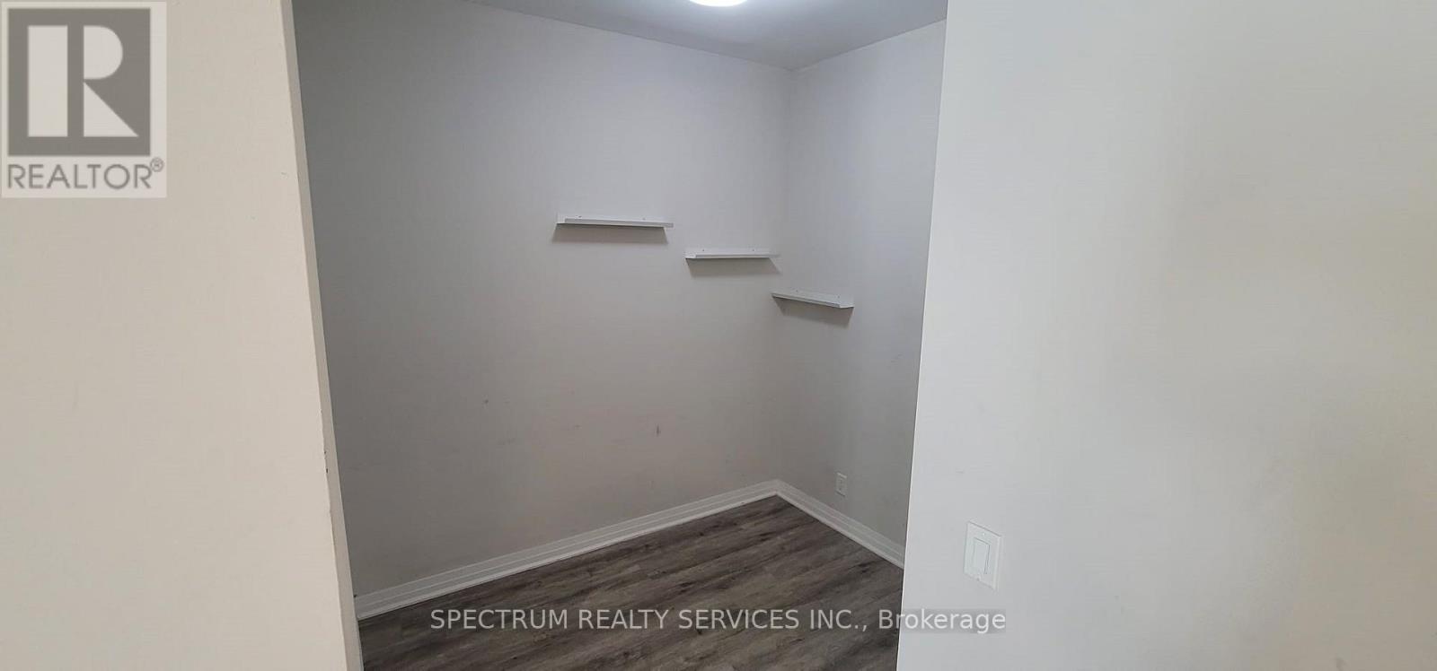 423 - 128 Grove Common, Oakville, Ontario  L6H 0X3 - Photo 8 - W13047970