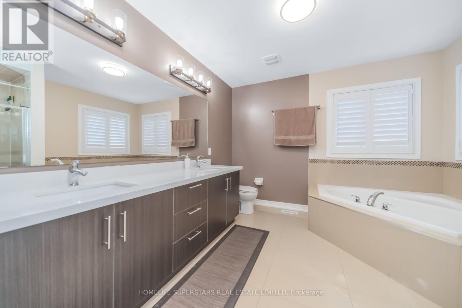 8 Lisson Crescent, Brampton, Ontario  L6X 5H8 - Photo 22 - W13048036