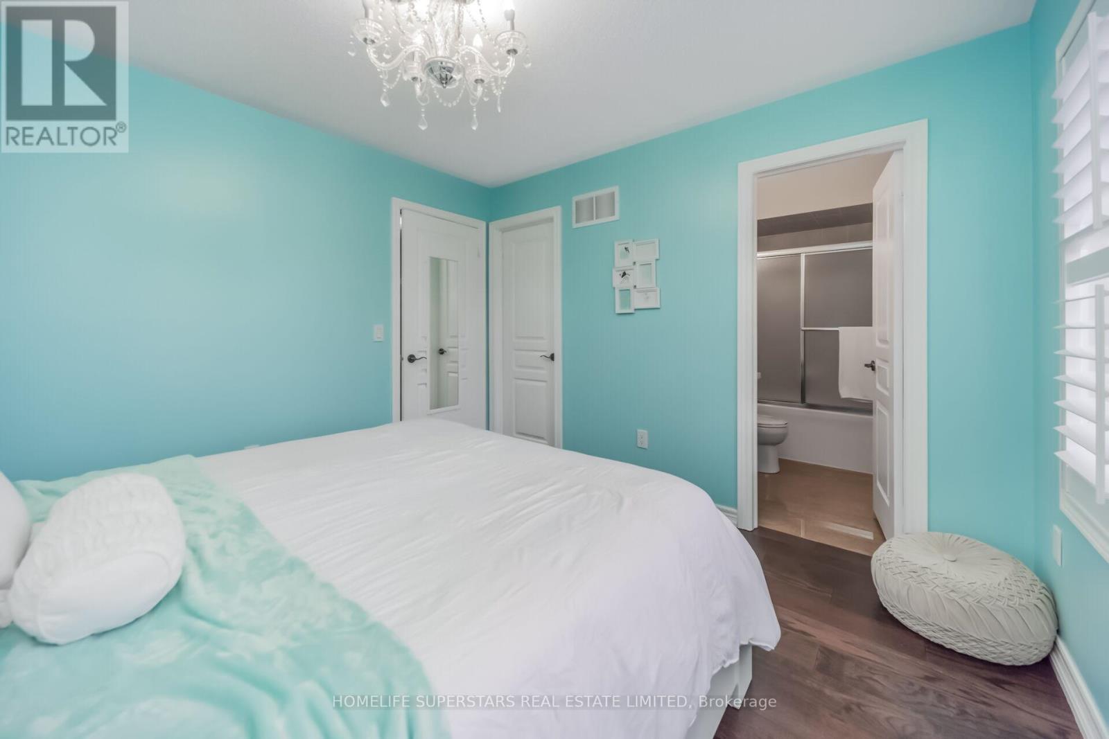 8 Lisson Crescent, Brampton, Ontario  L6X 5H8 - Photo 33 - W13048036