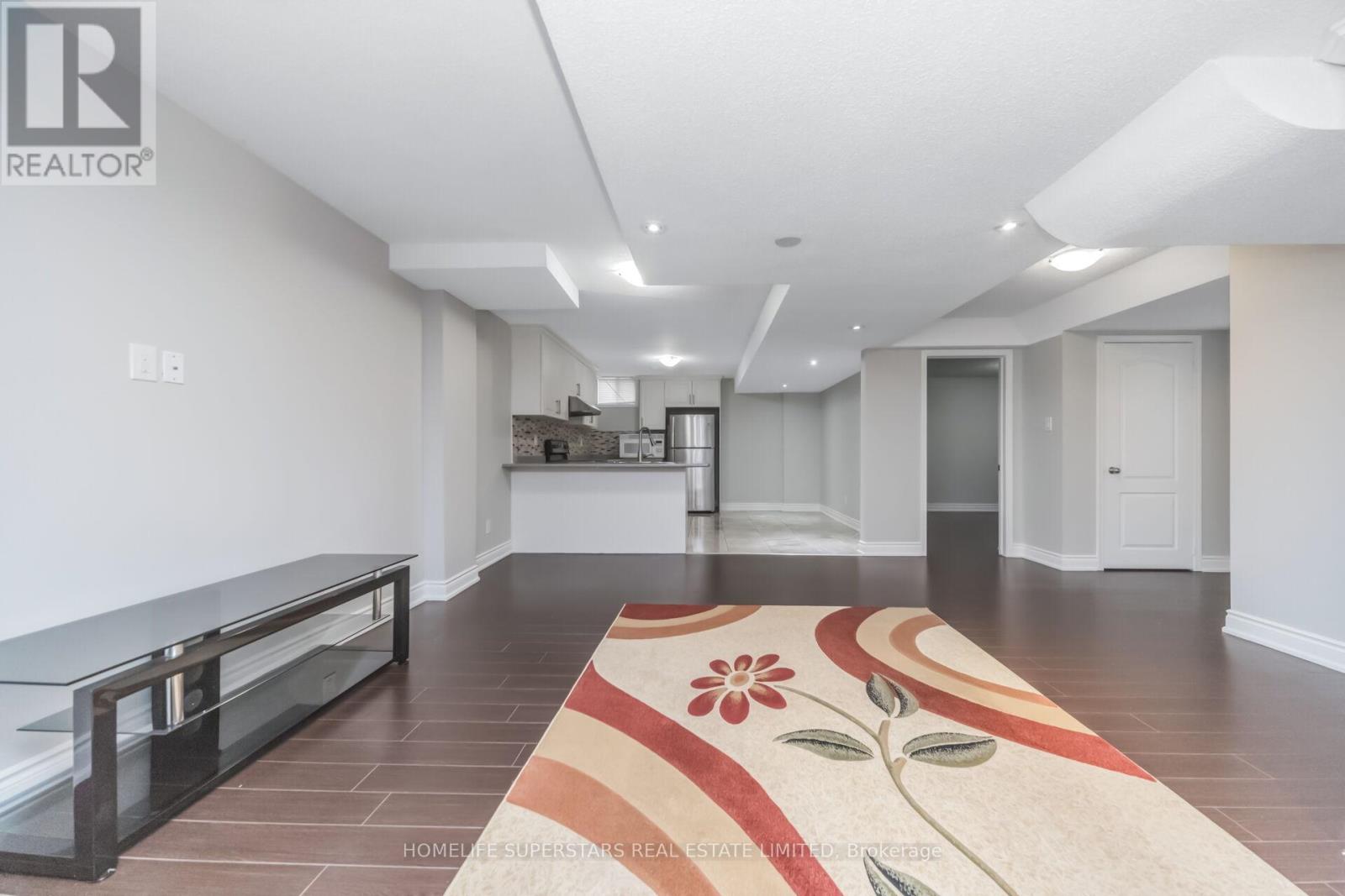 8 Lisson Crescent, Brampton, Ontario  L6X 5H8 - Photo 38 - W13048036