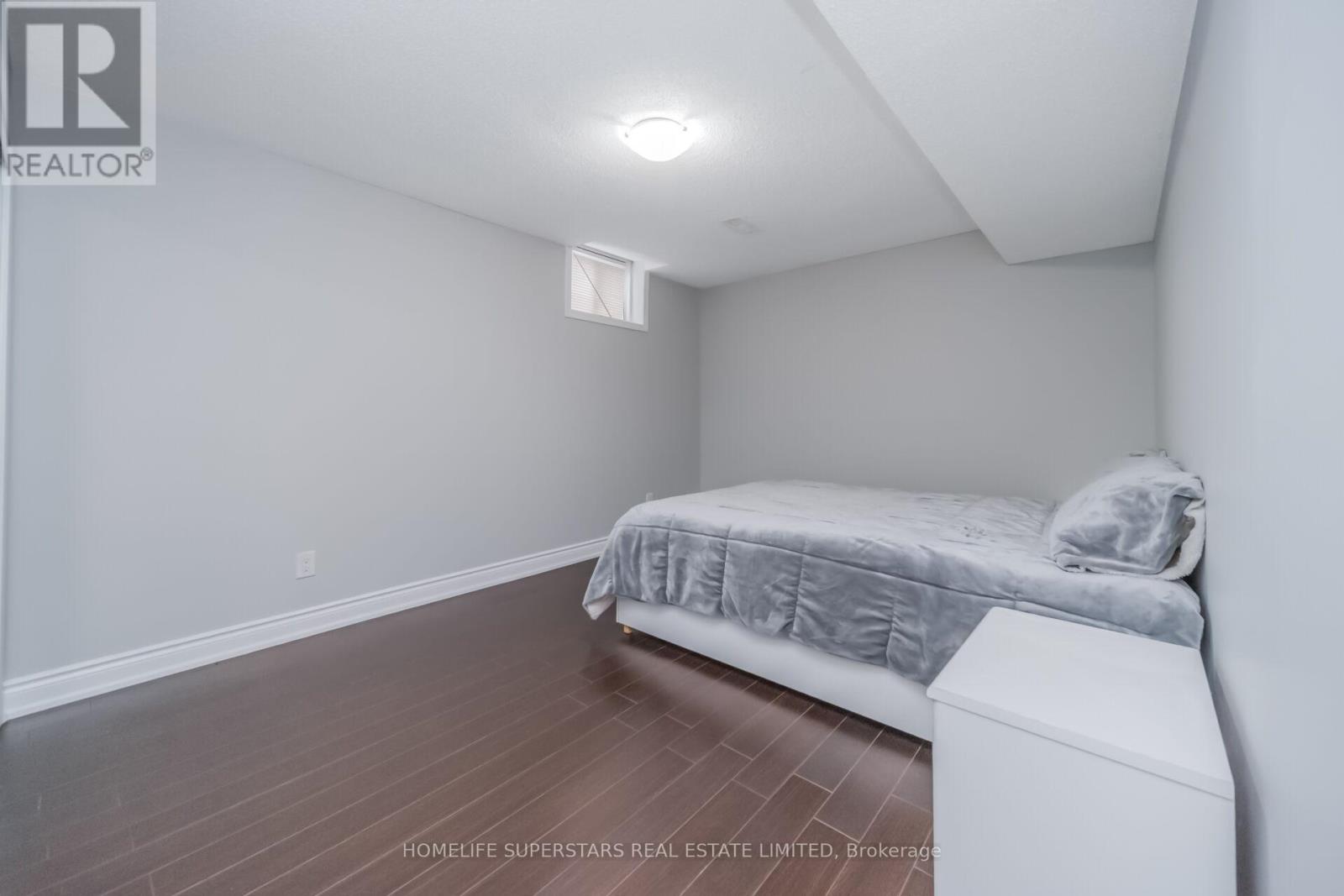 8 Lisson Crescent, Brampton, Ontario  L6X 5H8 - Photo 41 - W13048036