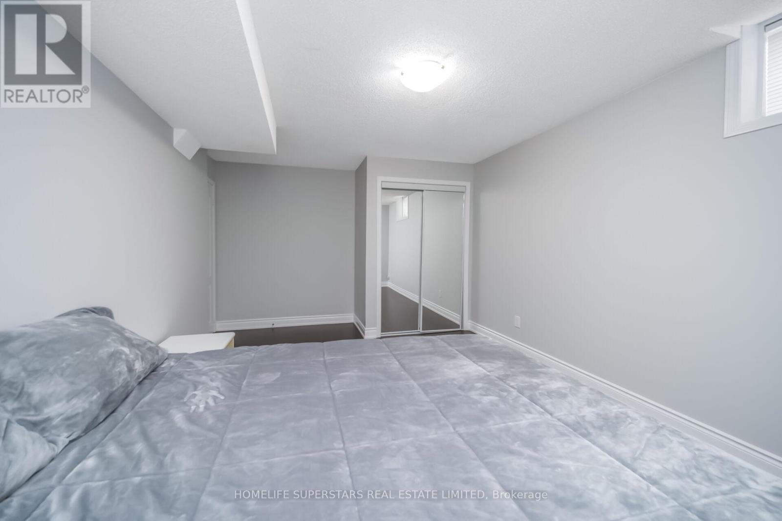 8 Lisson Crescent, Brampton, Ontario  L6X 5H8 - Photo 42 - W13048036