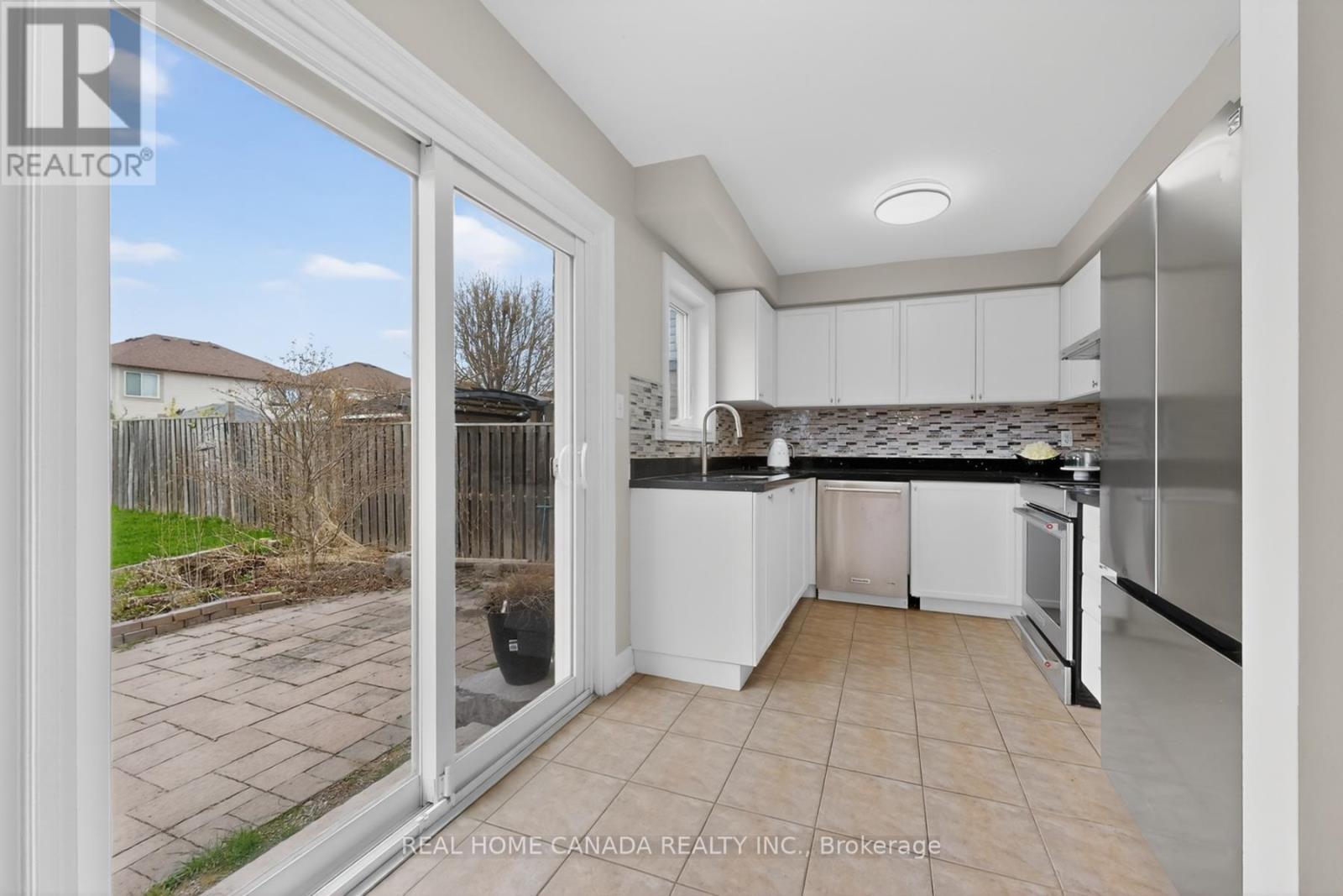 1026 Gordon Heights, Milton, Ontario  L9T 5S9 - Photo 17 - W13048084