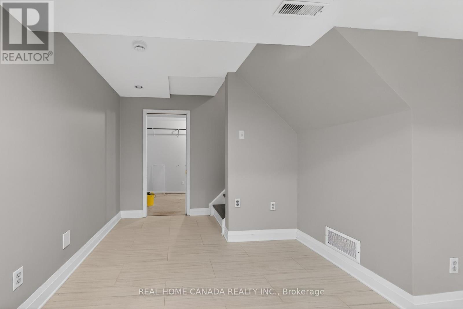 1026 Gordon Heights, Milton, Ontario  L9T 5S9 - Photo 28 - W13048084