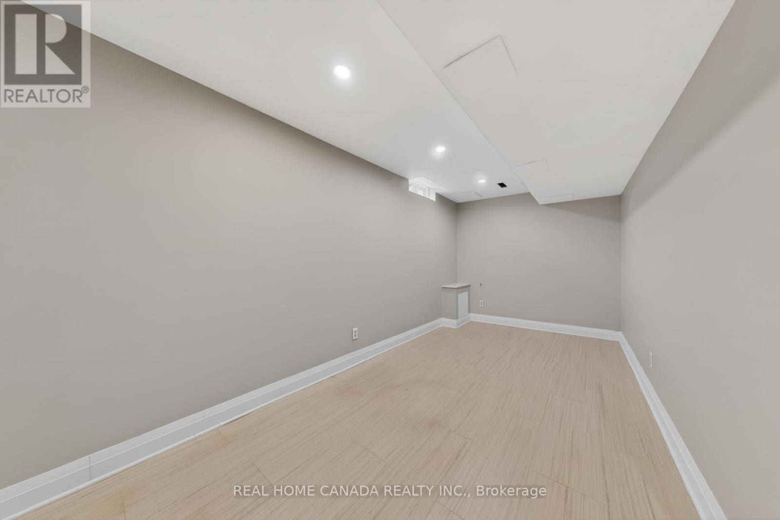 1026 Gordon Heights, Milton, Ontario  L9T 5S9 - Photo 34 - W13048084