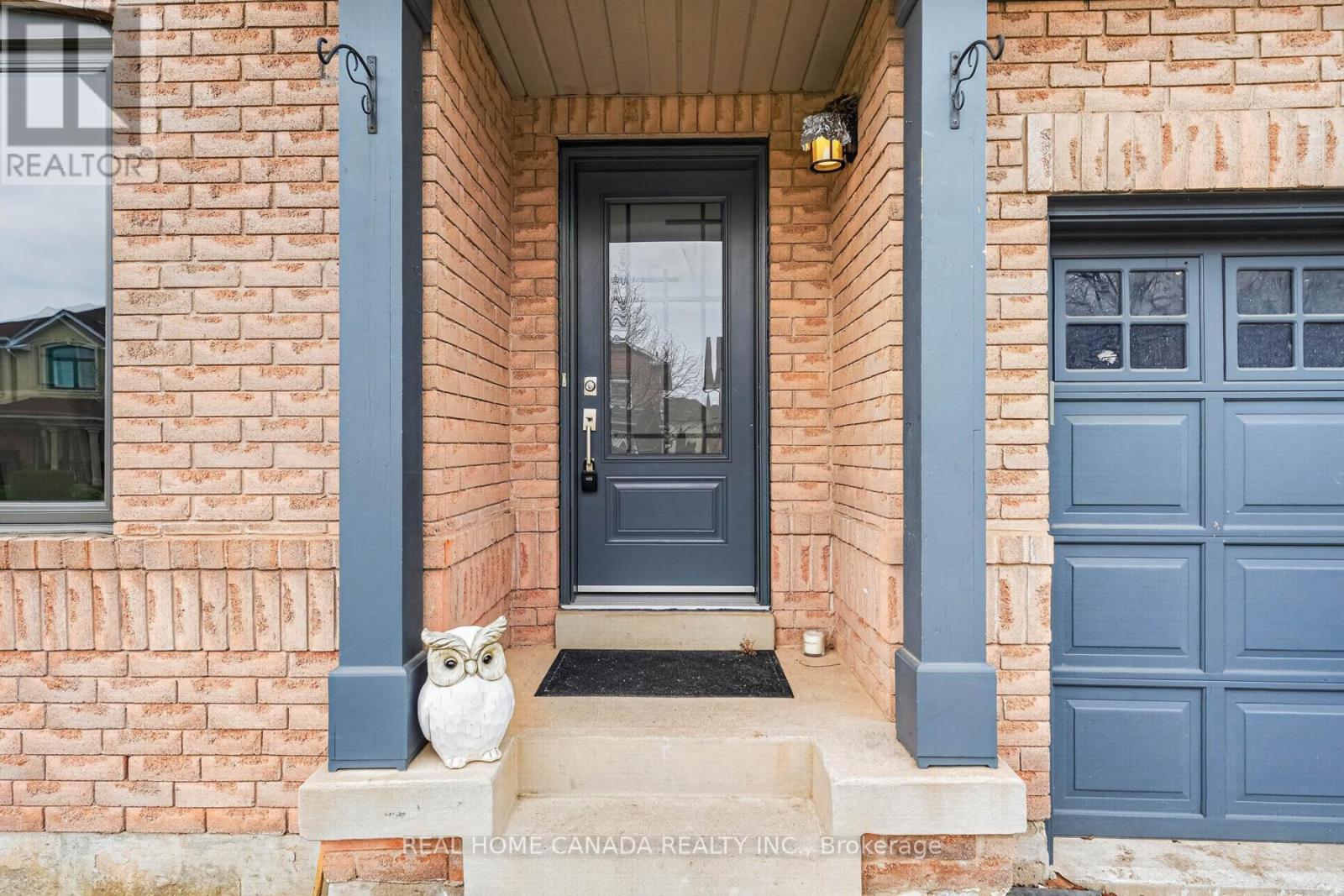 1026 Gordon Heights, Milton, Ontario  L9T 5S9 - Photo 4 - W13048084