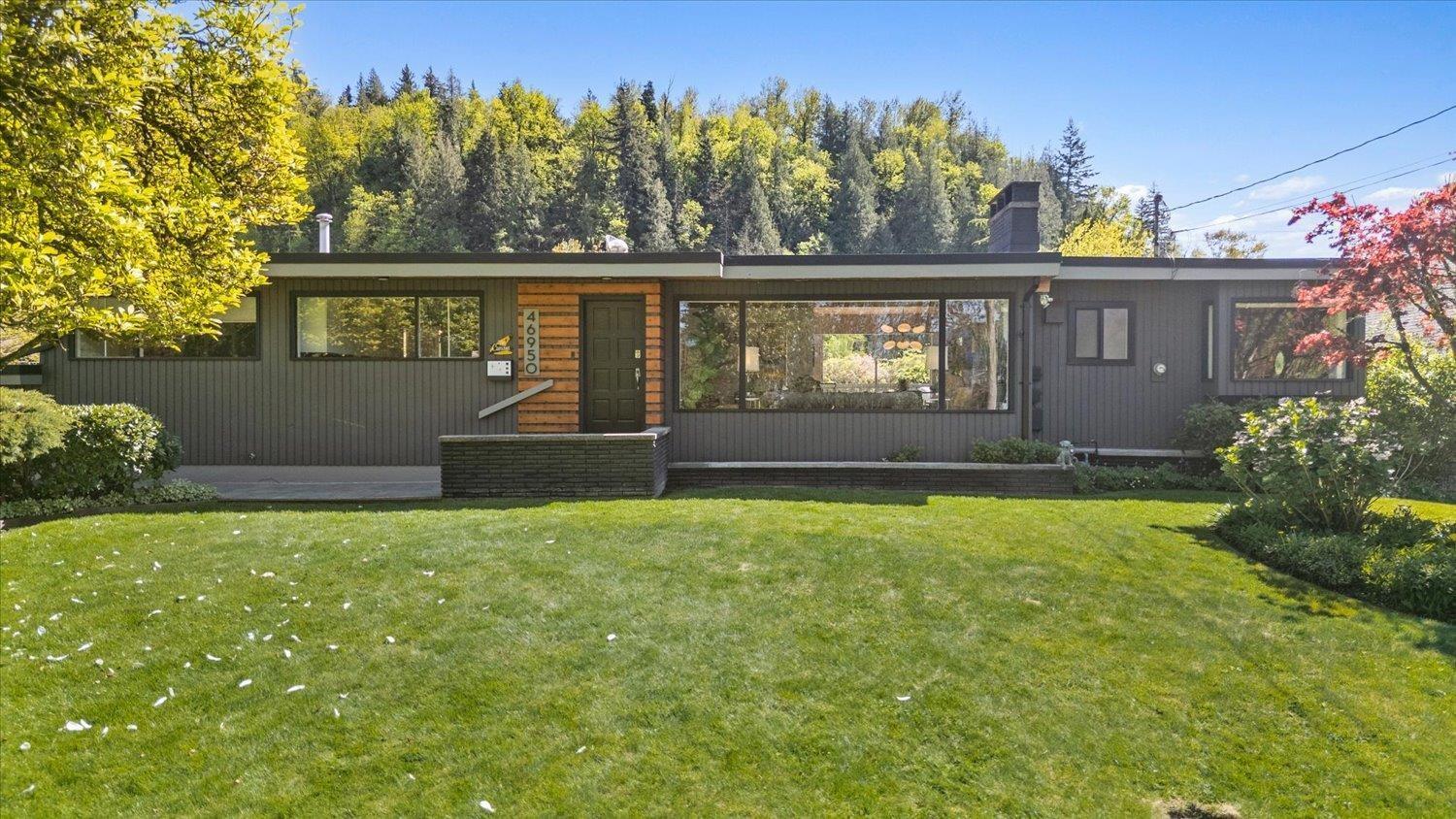 46950 Crabtree Lane, Little Mountain, Chilliwack, British Columbia  V2P 3M7 - Photo 2 - R3114140