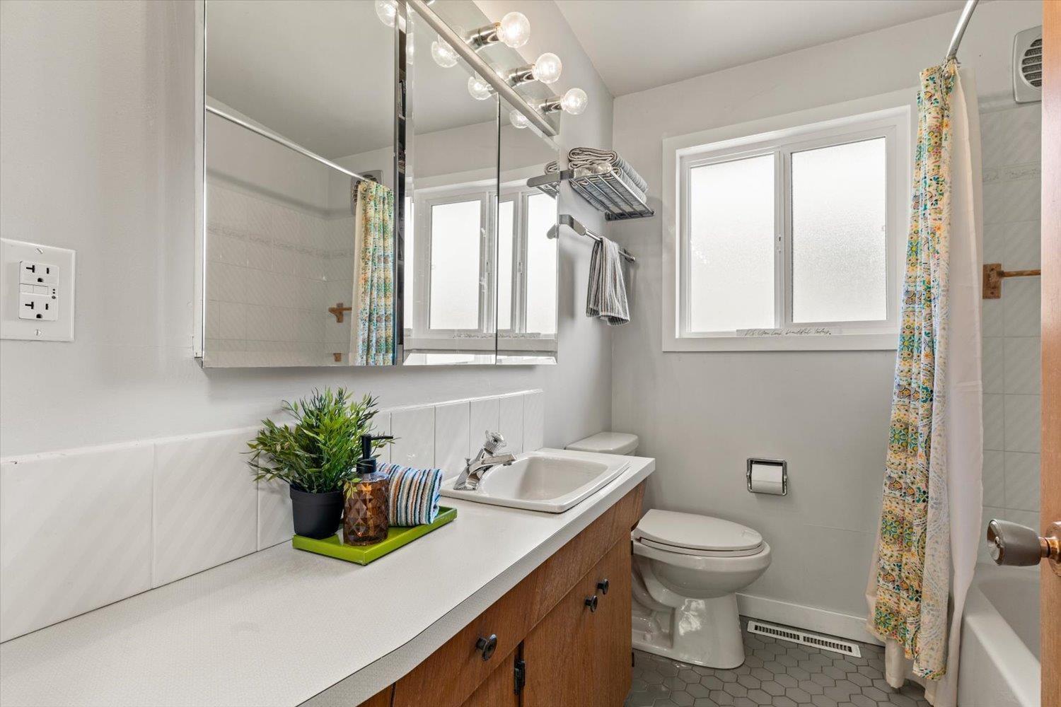 46950 Crabtree Lane, Little Mountain, Chilliwack, British Columbia  V2P 3M7 - Photo 19 - R3114140