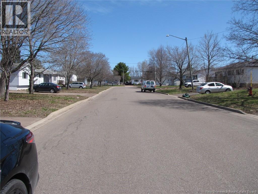 18 Frost Street, Riverview, New Brunswick  E1B 4C9 - Photo 9 - NB134627