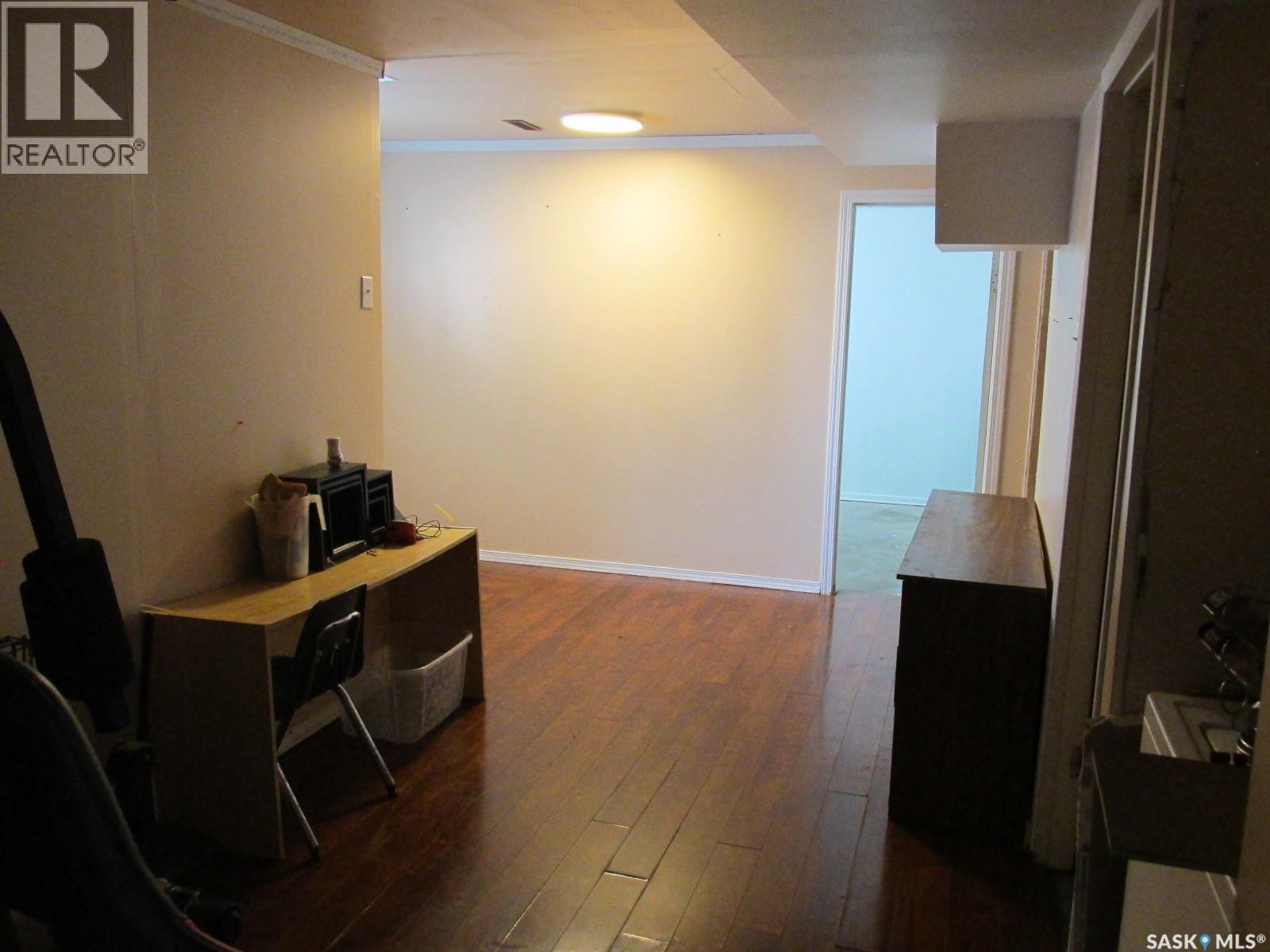 617 8th Avenue W, Nipawin, Saskatchewan  S0E 1E0 - Photo 24 - SK018339