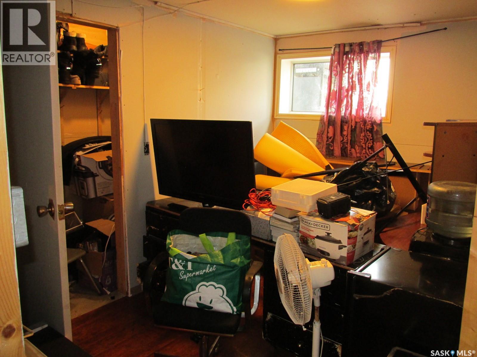 617 8th Avenue W, Nipawin, Saskatchewan  S0E 1E0 - Photo 27 - SK018339