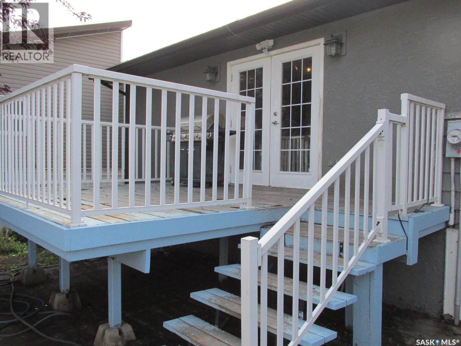 617 8th Avenue W, Nipawin, Saskatchewan  S0E 1E0 - Photo 36 - SK018339