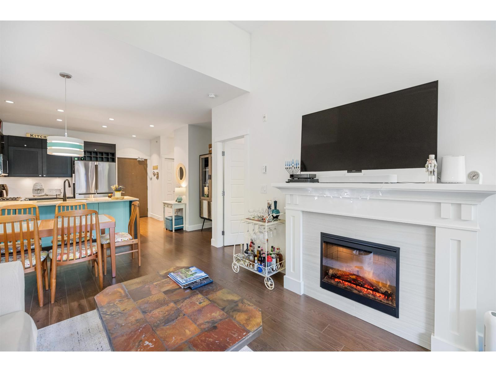 308 15185 36 Avenue, Surrey, British Columbia  V3Z 4R3 - Photo 5 - R3115821