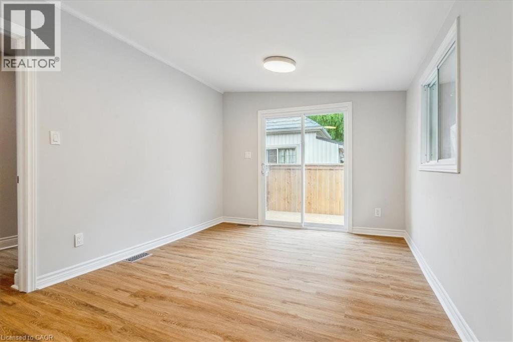 93 East 31st Street E Unit# Upper, Hamilton, Ontario  L8V 3N9 - Photo 14 - 40823391