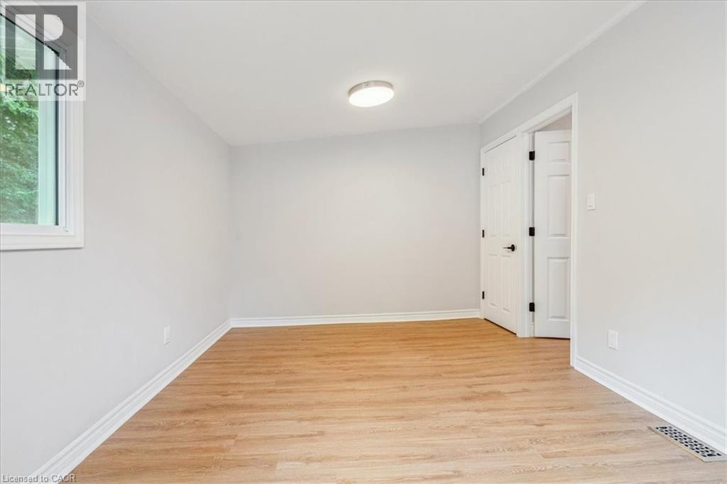 93 East 31st Street E Unit# Upper, Hamilton, Ontario  L8V 3N9 - Photo 13 - 40823391