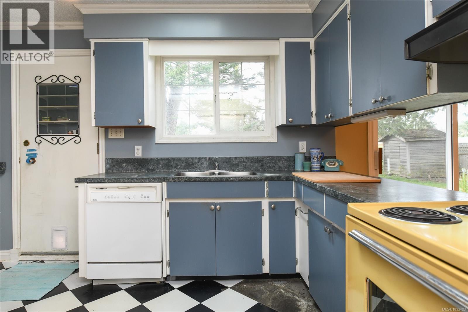 369 Douglas St, Comox, British Columbia  V9M 2C6 - Photo 22 - 1033423