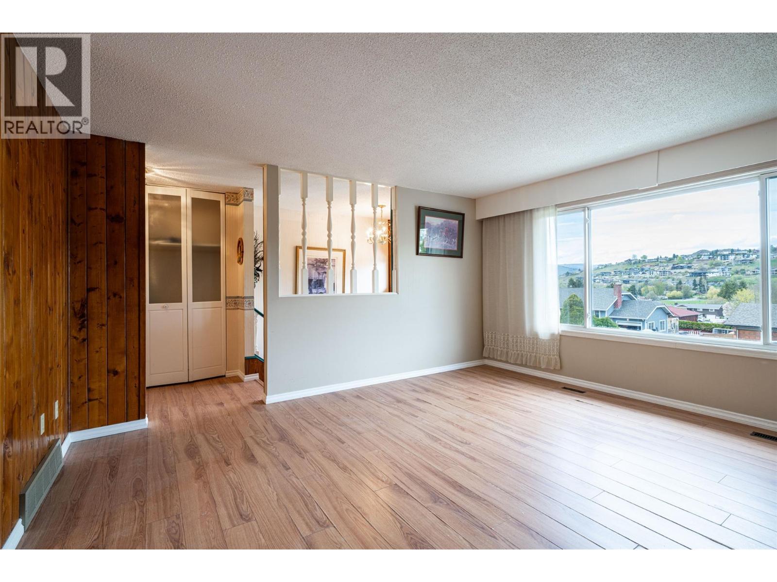 11506 Briar Drive, Coldstream, British Columbia  V1B 2A5 - Photo 9 - 10382648