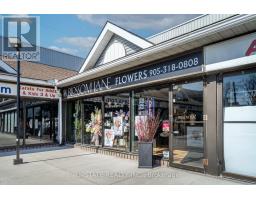 4 - 1760 UPPER JAMES STREET, Hamilton, Ontario