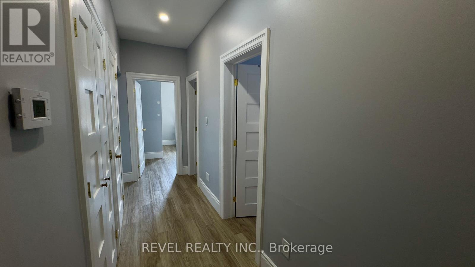 Middle Room - 520 Cochrane Road, Hamilton, Ontario  L8K 3H5 - Photo 3 - X13048006