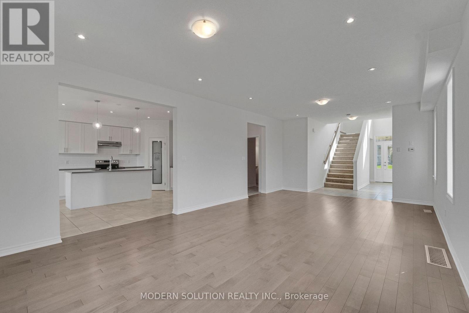 99 Creighton Avenue, Guelph, Ontario  N1E 0H8 - Photo 12 - X13048052