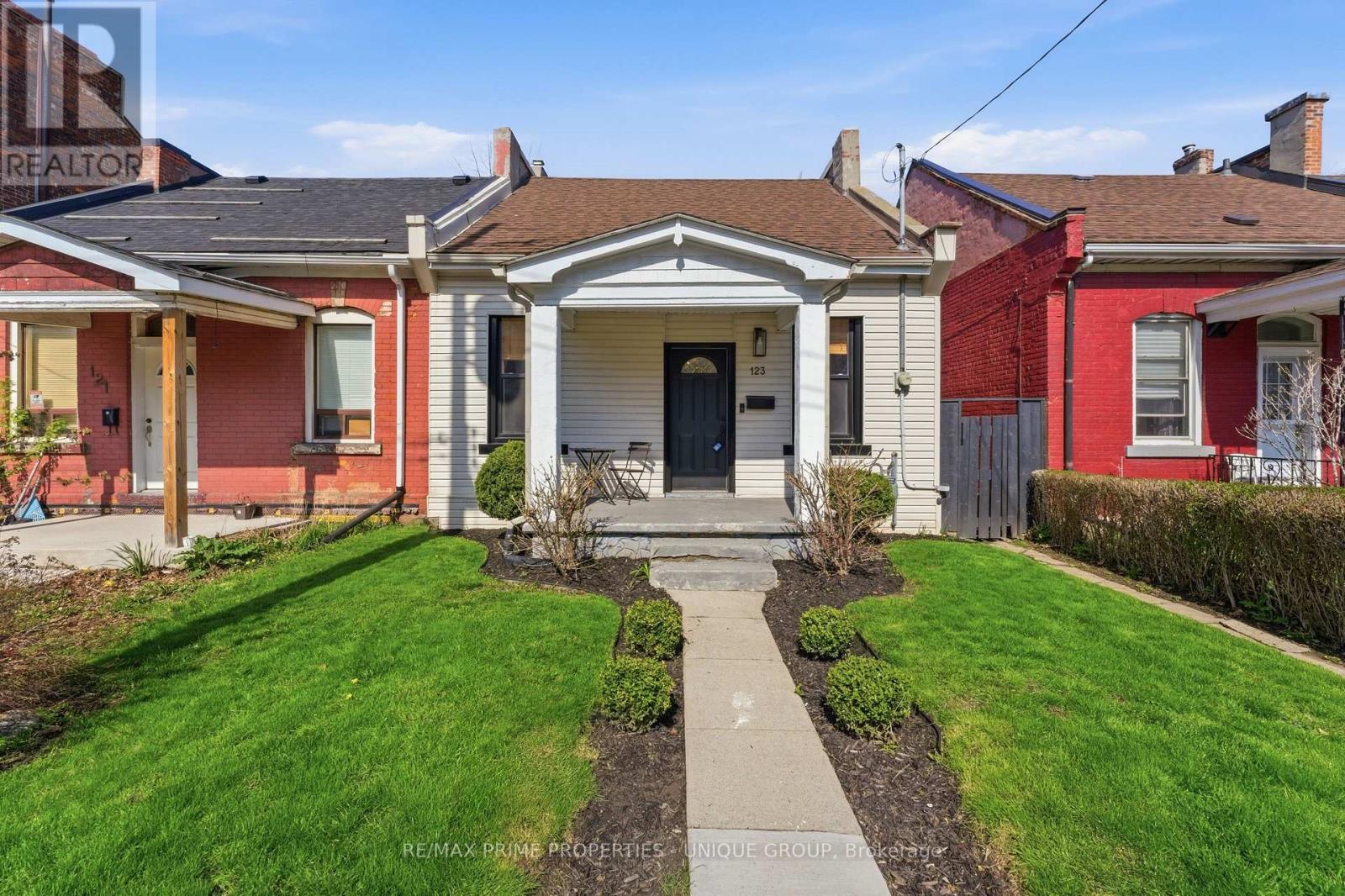 123 EAST AVENUE N, Hamilton, Ontario