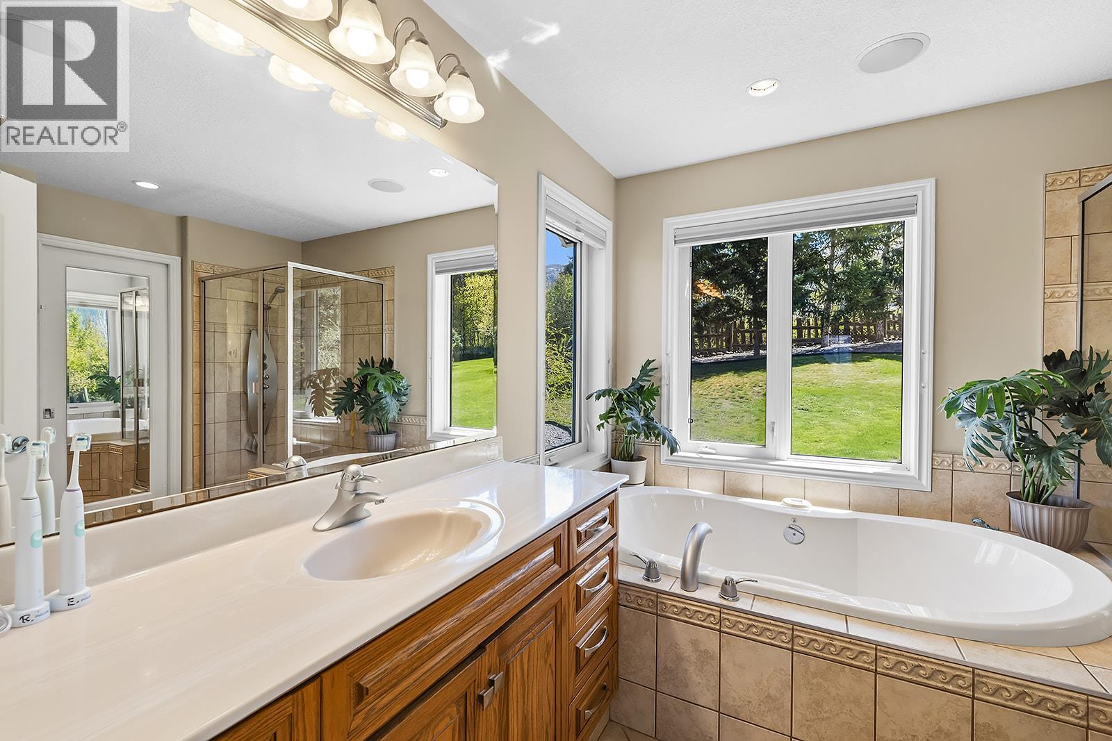 2489 38th Street, Canyon, British Columbia  V0B 1G2 - Photo 16 - 10384600