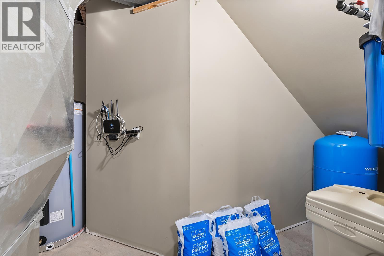 2489 38th Street, Canyon, British Columbia  V0B 1G2 - Photo 29 - 10384600