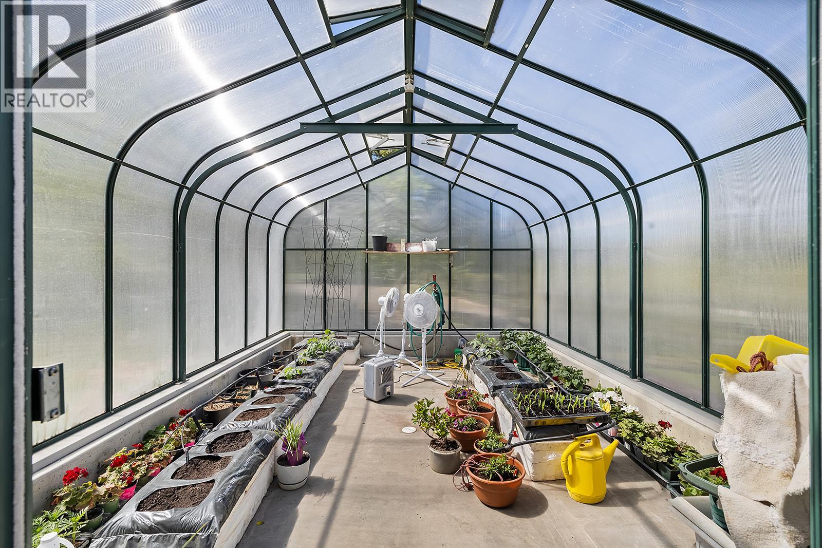 2489 38th Street, Canyon, British Columbia  V0B 1G2 - Photo 41 - 10384600