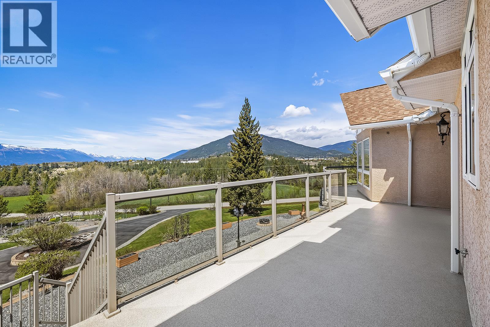 2489 38th Street, Canyon, British Columbia  V0B 1G2 - Photo 32 - 10384600