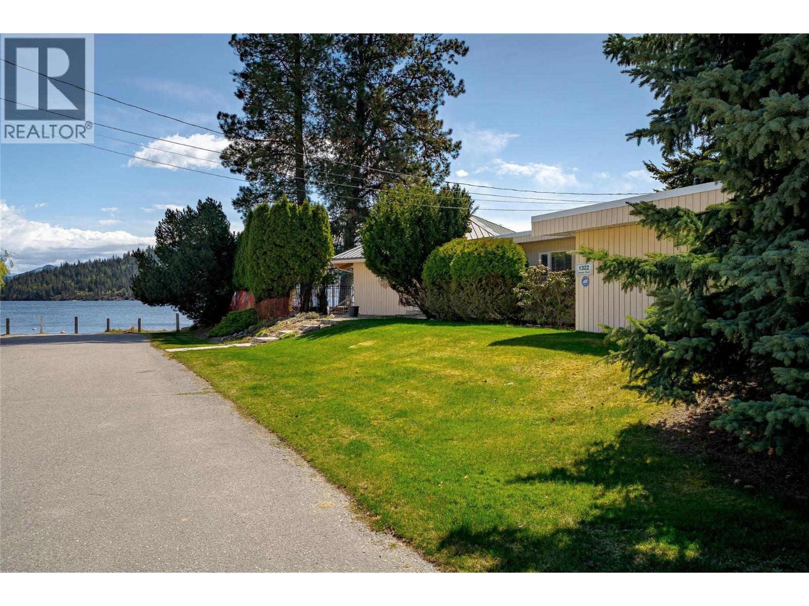 1322 & 1318 Deodar Road, Scotch Creek, British Columbia  V0E 1M5 - Photo 27 - 10384858