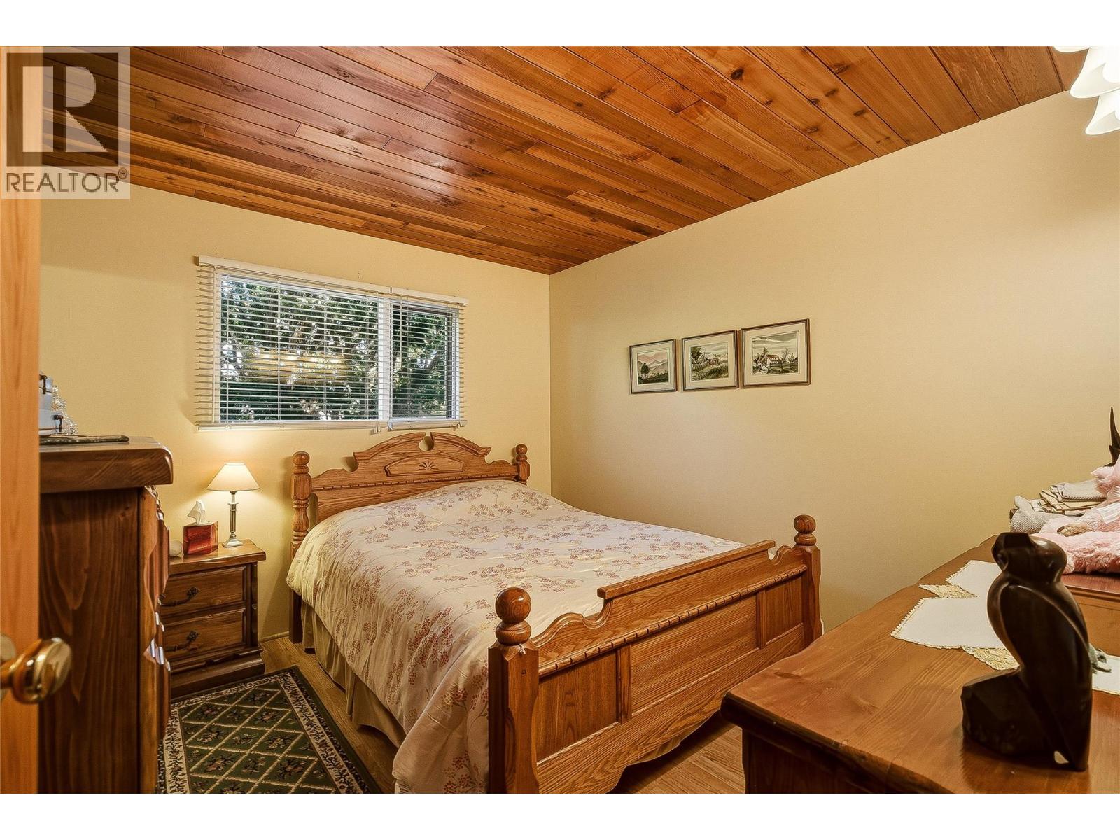 1322 & 1318 Deodar Road, Scotch Creek, British Columbia  V0E 1M5 - Photo 18 - 10384858