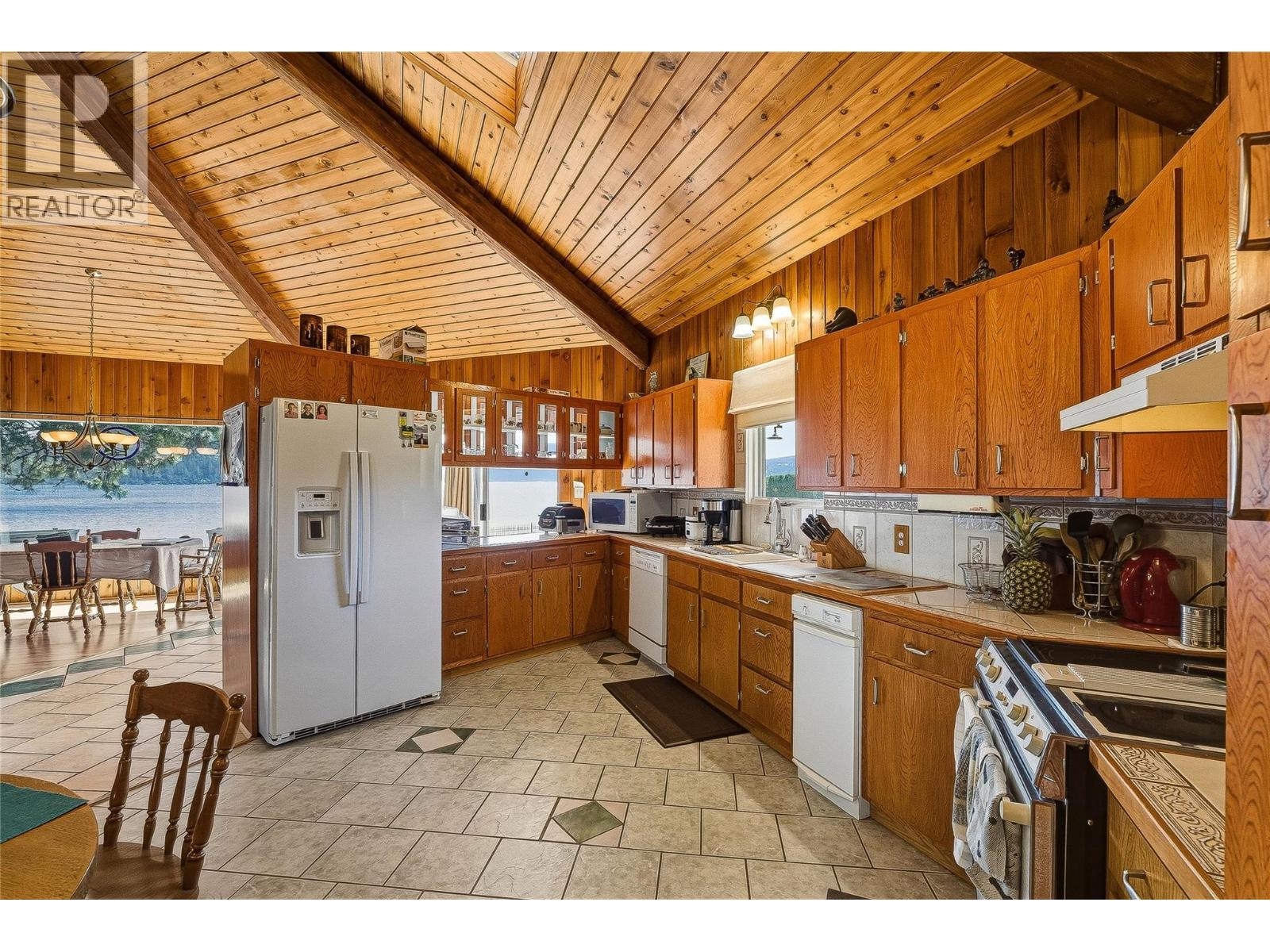 1322 & 1318 Deodar Road, Scotch Creek, British Columbia  V0E 1M5 - Photo 11 - 10384858