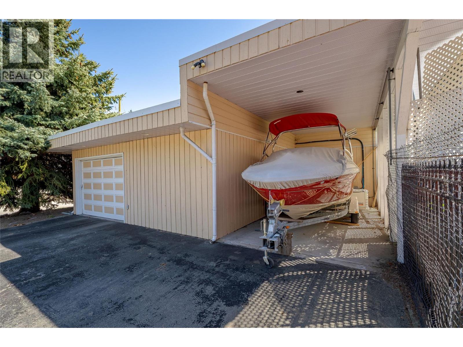 1322 & 1318 Deodar Road, Scotch Creek, British Columbia  V0E 1M5 - Photo 29 - 10384858