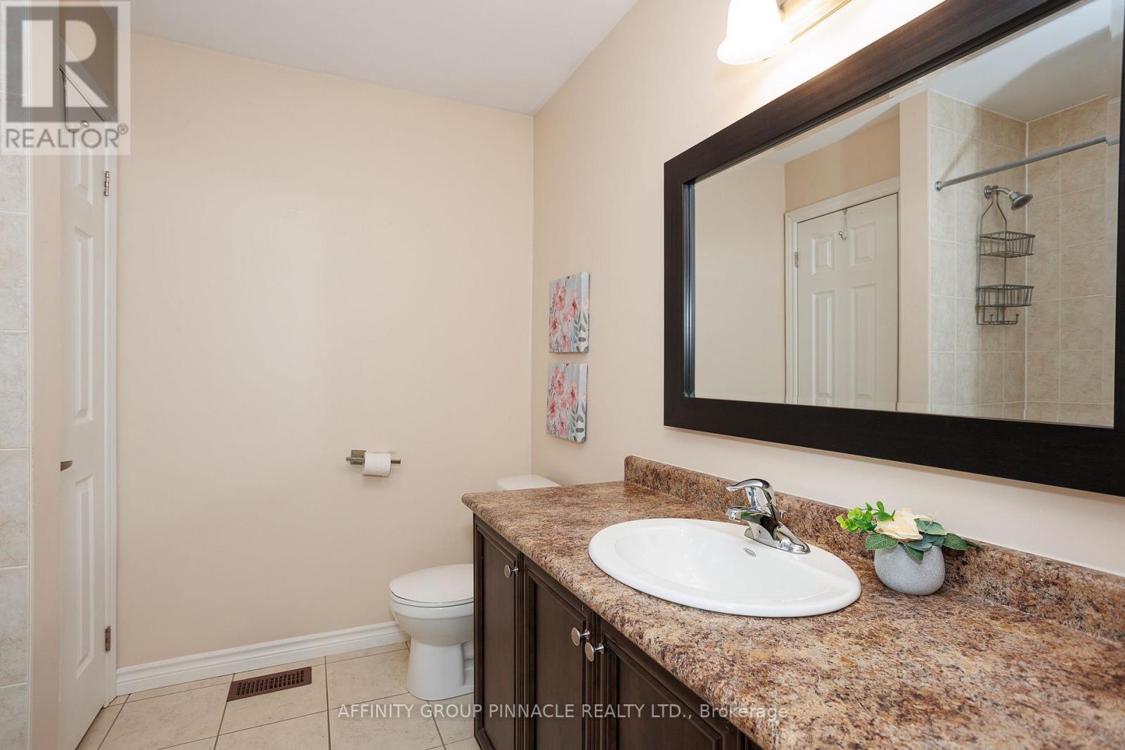 31 Ellis Crescent, Kawartha Lakes, Ontario  K9V 0A5 - Photo 32 - X12928320