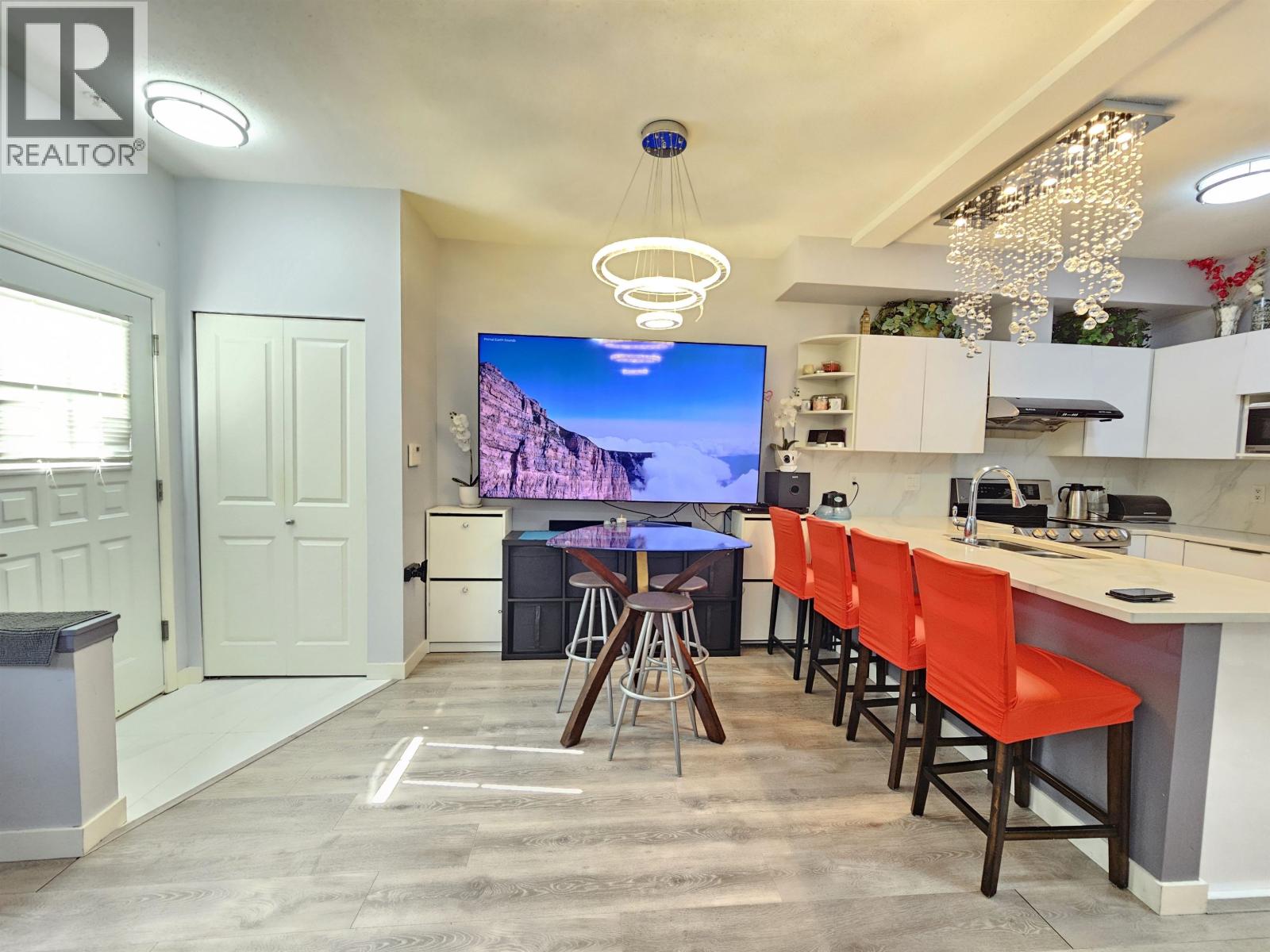 37 7088 17th Avenue, Burnaby, British Columbia  V3N 1K5 - Photo 8 - R3115930