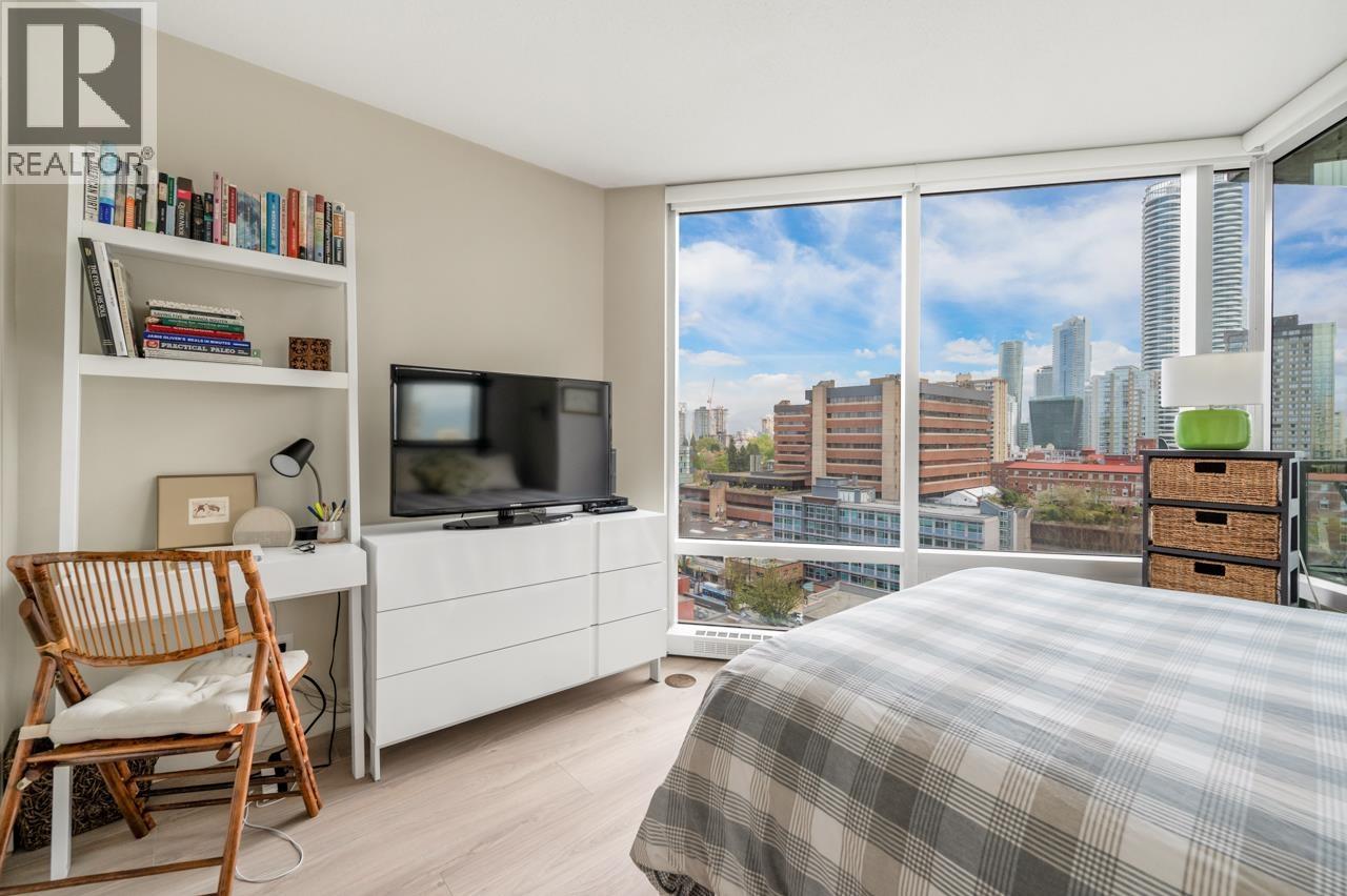 1301 1003 Burnaby Street, Vancouver, British Columbia  V6E 4R7 - Photo 10 - R3115933