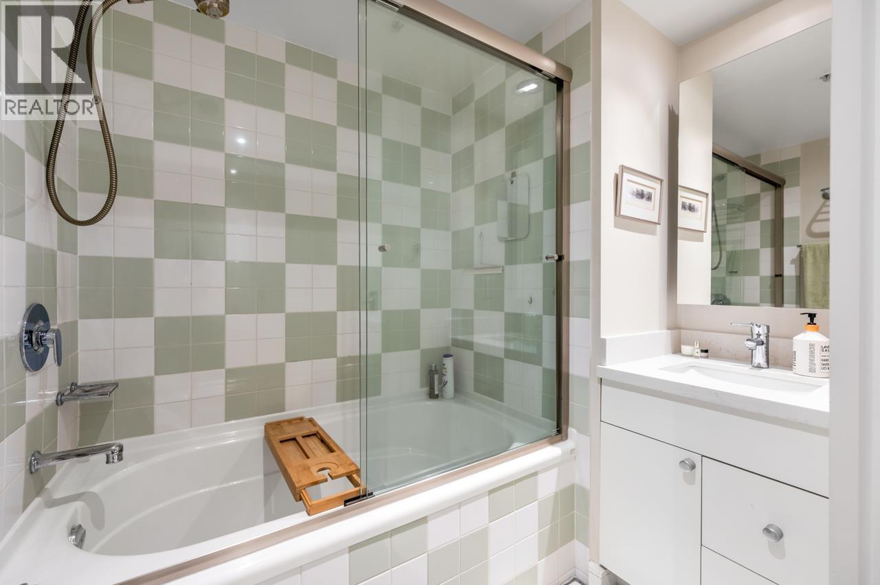 1301 1003 Burnaby Street, Vancouver, British Columbia  V6E 4R7 - Photo 15 - R3115933