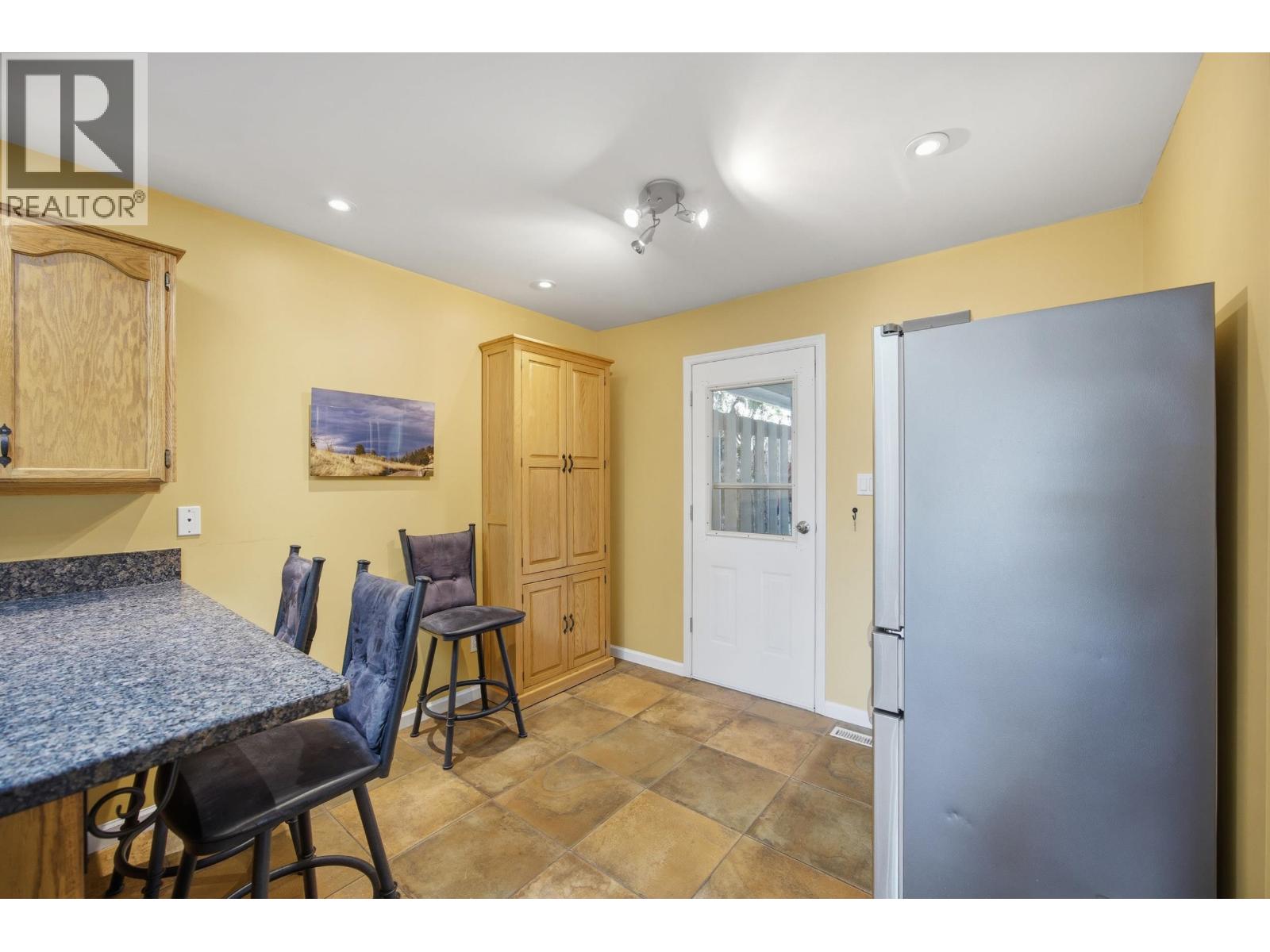 4057 Marine Drive, Burnaby, British Columbia  V5J 3E3 - Photo 12 - R3115935