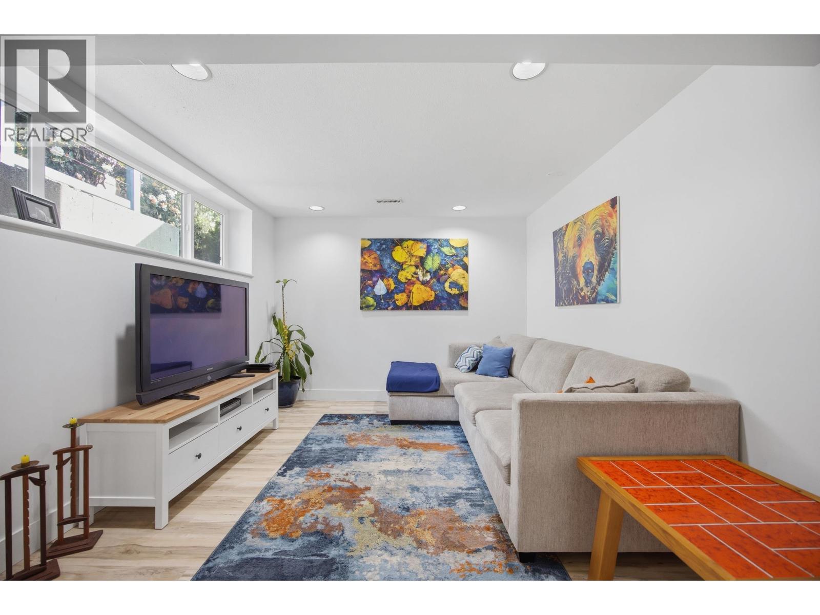 4057 Marine Drive, Burnaby, British Columbia  V5J 3E3 - Photo 26 - R3115935