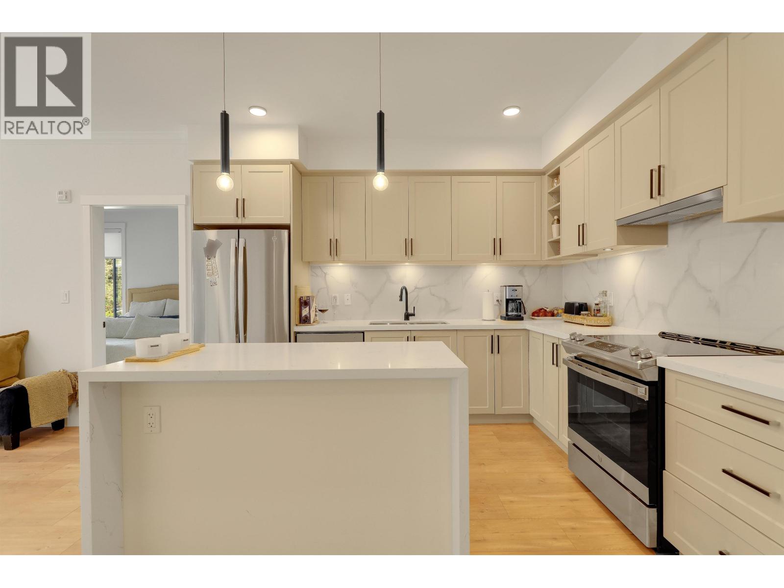 201 12109 223 Street, Maple Ridge, British Columbia  V2X 5Y6 - Photo 11 - R3115939