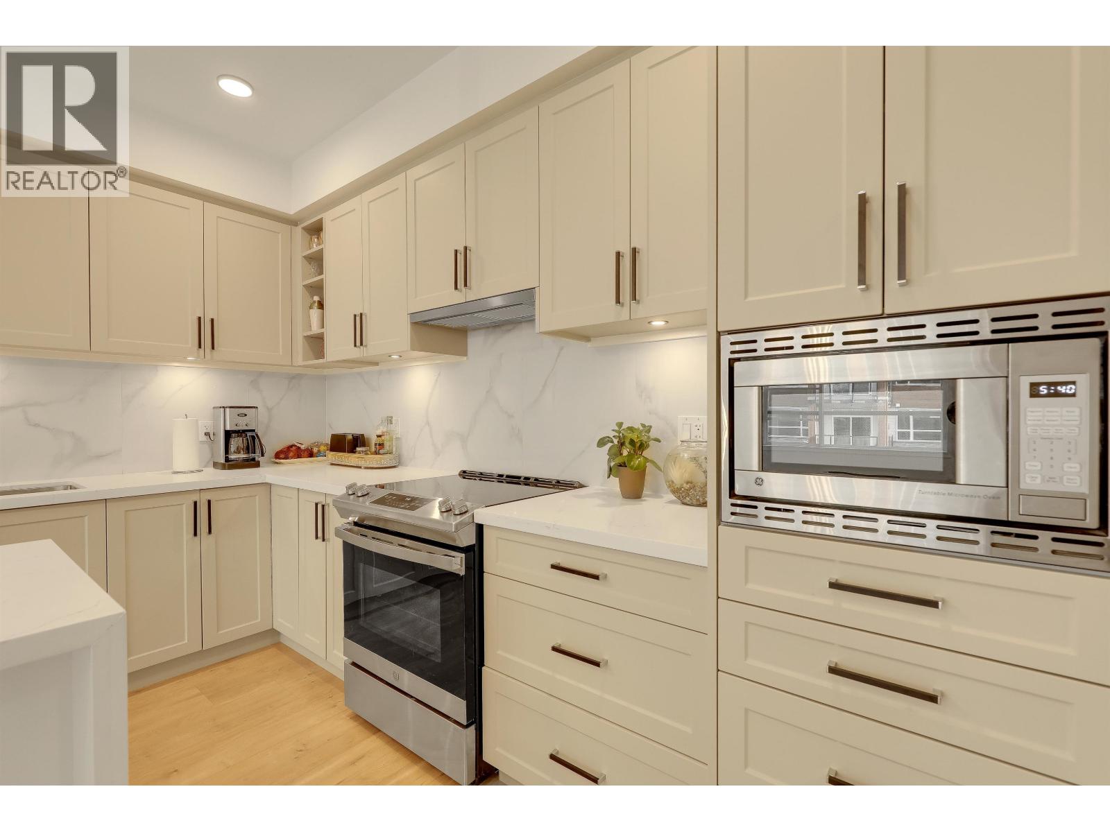 201 12109 223 Street, Maple Ridge, British Columbia  V2X 5Y6 - Photo 12 - R3115939