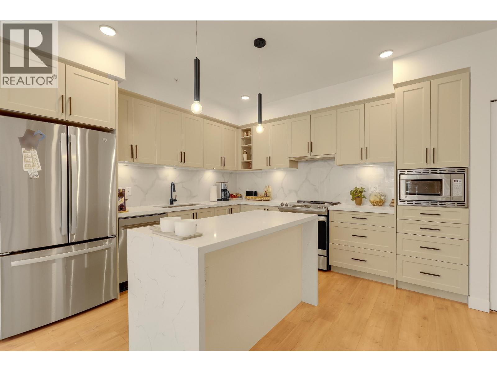 201 12109 223 Street, Maple Ridge, British Columbia  V2X 5Y6 - Photo 9 - R3115939