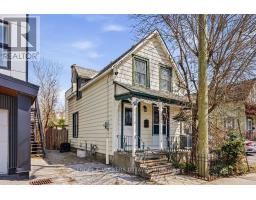 477 BOOTH STREET, Ottawa, Ontario