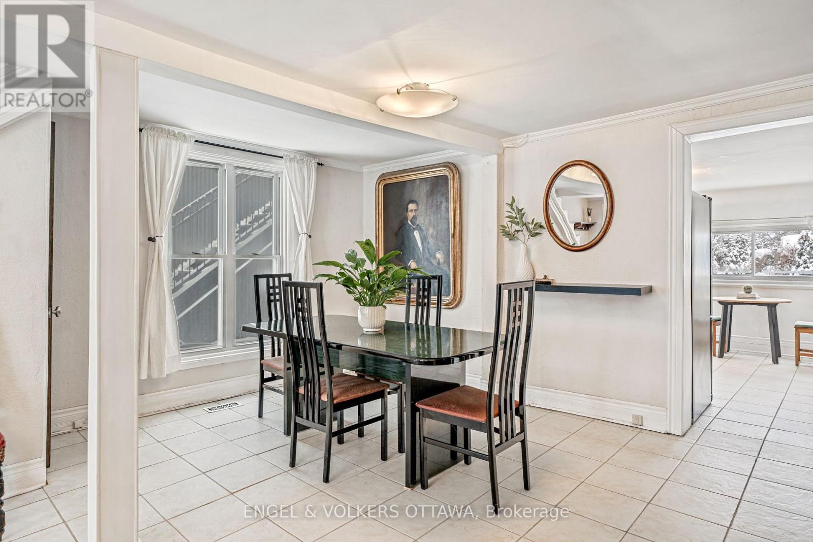 477 Booth Street, Ottawa, Ontario  K1R 7L1 - Photo 9 - X12742880