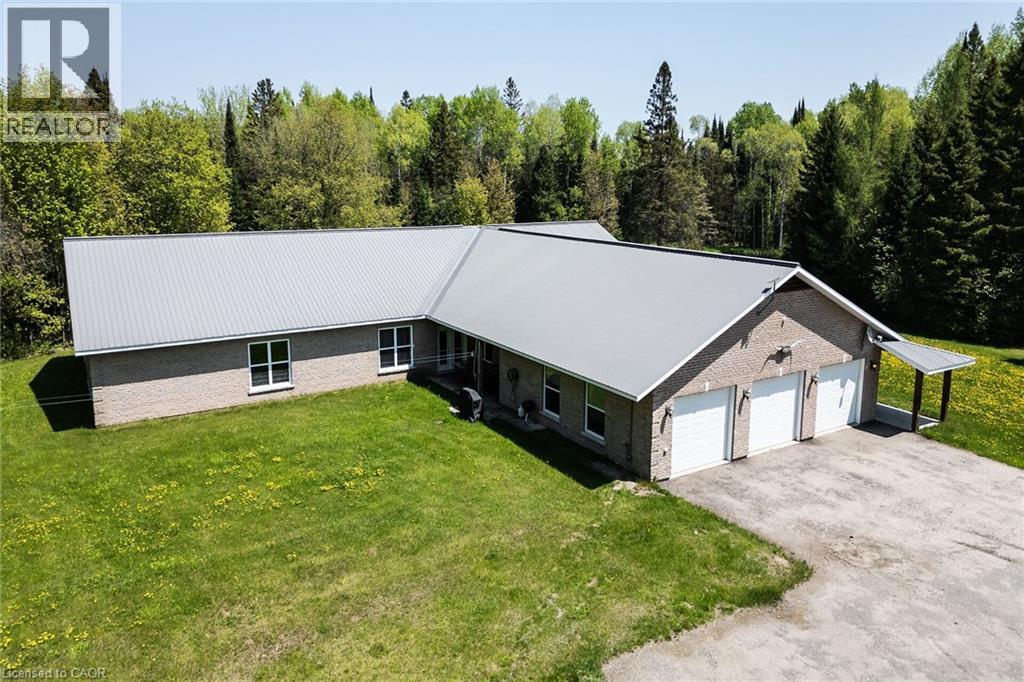 146 Oke Drive, Burk's Falls, Ontario  P0A 1C0 - Photo 3 - 40824499