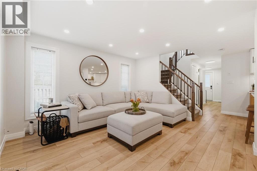 218 Prosperity Drive, Kitchener, Ontario  N2E 4E5 - Photo 11 - 40824357