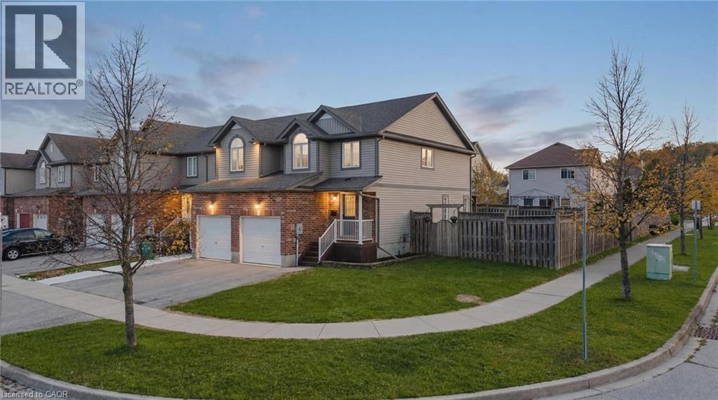 218 Prosperity Drive, Kitchener, Ontario  N2E 4E5 - Photo 2 - 40824357