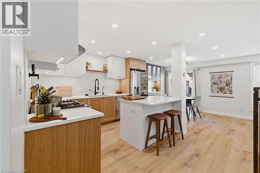 218 Prosperity Drive, Kitchener, Ontario  N2E 4E5 - Photo 5 - 40824357